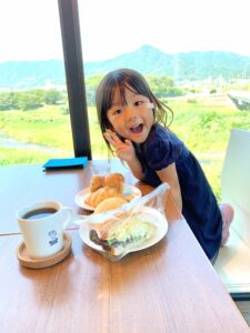 【福岡】【子連れ】素晴らしすぎる!!【BlueJamブルージャム】は、無添加・美味しい・オシャレでしかも遊べる無敵のパン屋さん